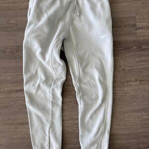 Nike Men's White and Grey Joggers-tracksuits